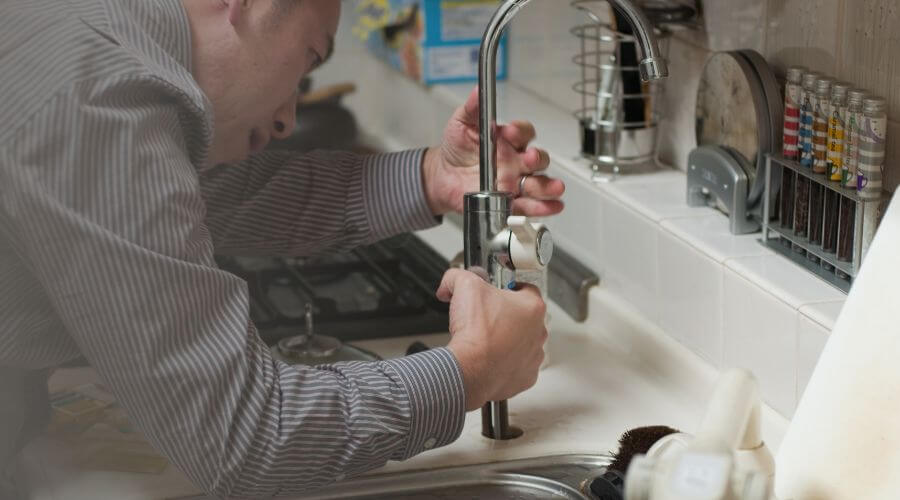 Professional sink repair in Chatsworth, IA
